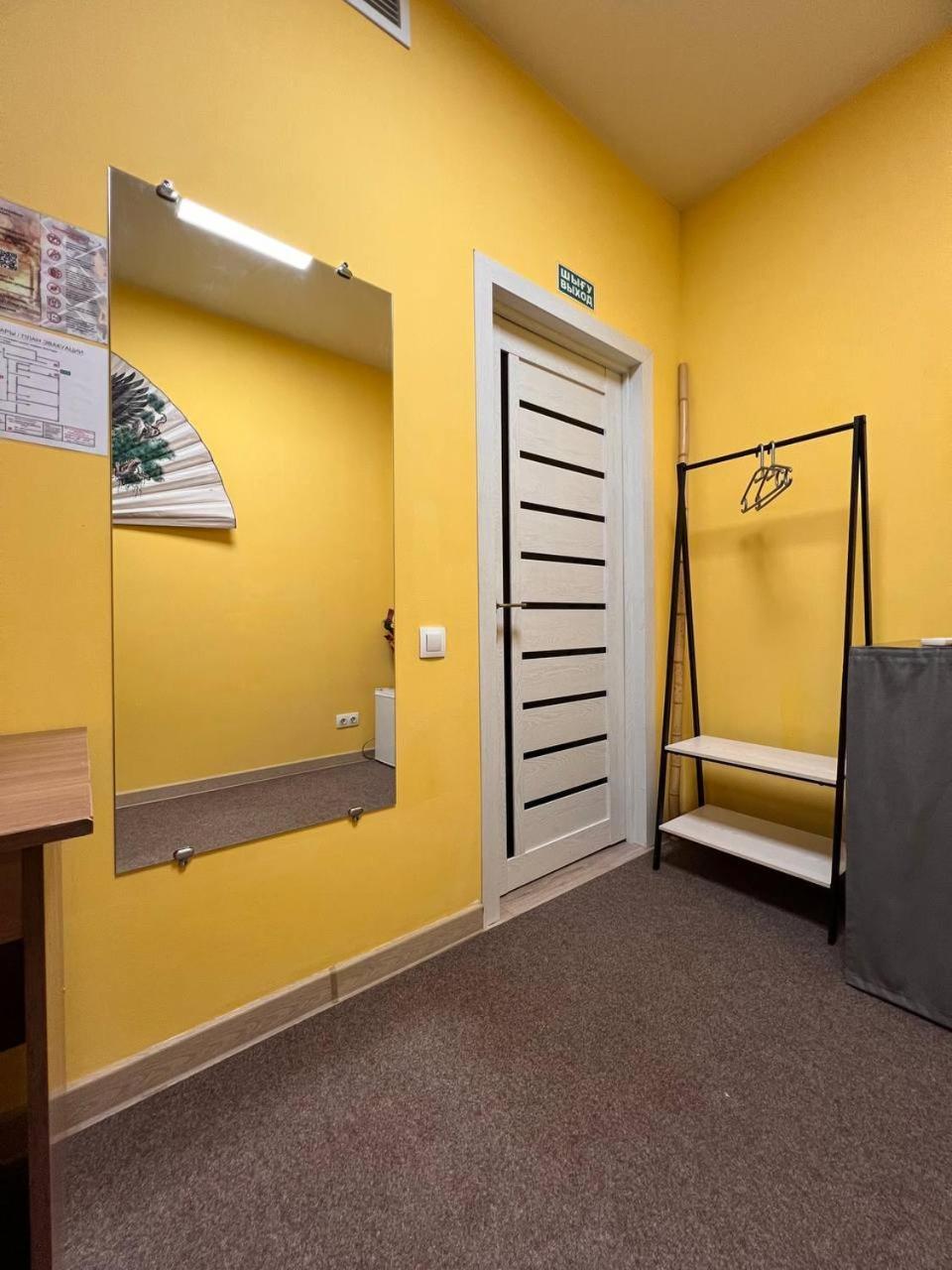 Hostel Рой Ałma Ata Zewnętrze zdjęcie