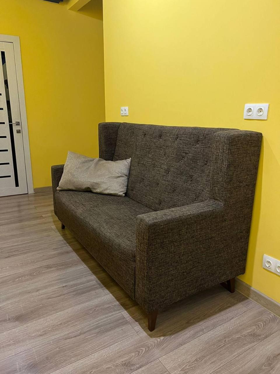 Hostel Рой Ałma Ata Zewnętrze zdjęcie